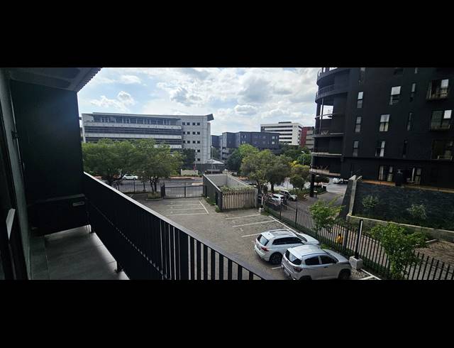 1 BEDROOM APARTMENT FOR SALE IN SANDOWN
